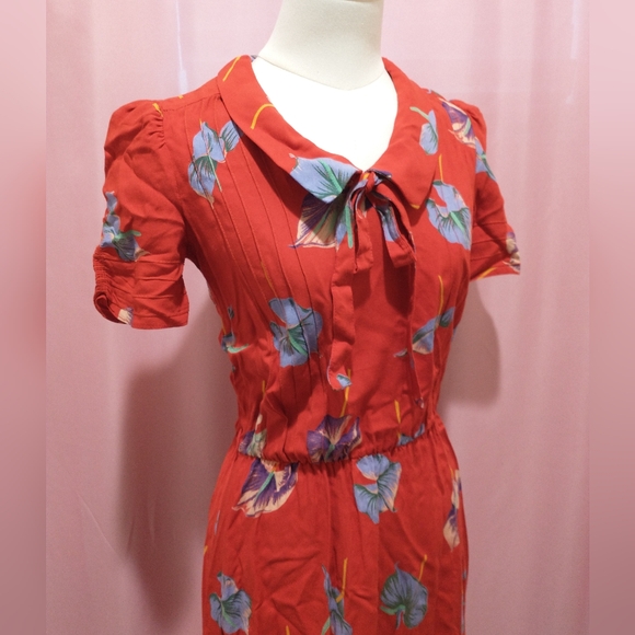 1990s Ragtime/ILGWU Red Midi Dress with Flowers (fits like a Size XS/S) - Picture 6 of 9